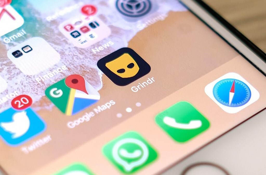 Ứng dụng hẹn hò Grindr bị phạt 11,7 triệu USD