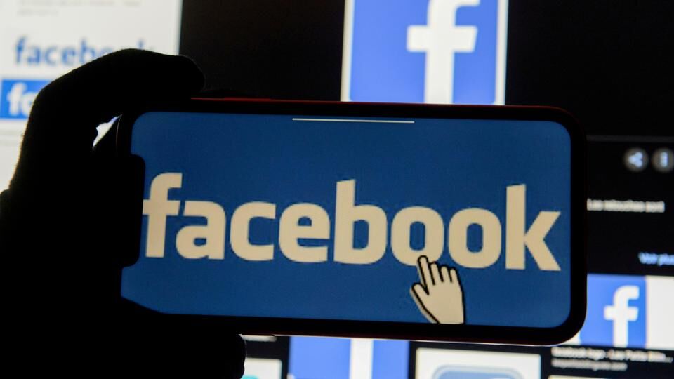 Facebook bị phạt gần 5 triệu USD vì nhái ứng dụng của Italy 