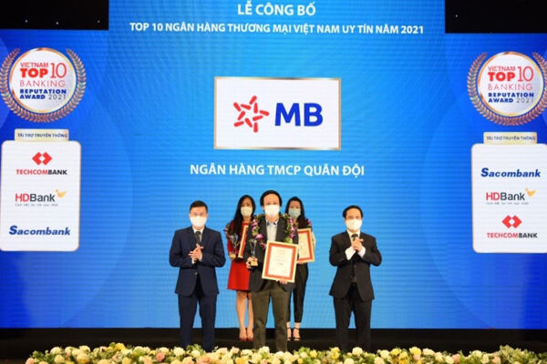 MB vào top 4 ngân hàng uy tín năm 2021