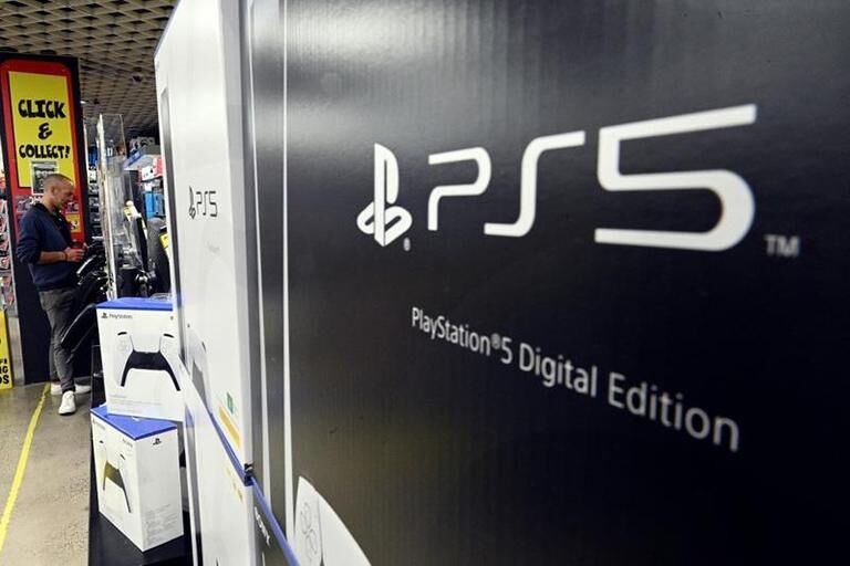 Sony cắt giảm sản xuất PlayStation 5