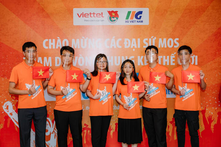 Việt Nam giành cú đúp Huy chương Vàng và Huy chương Bạc Thế giới Cuộc thi Vô địch Tin học văn phòng thế giới 2020-2021