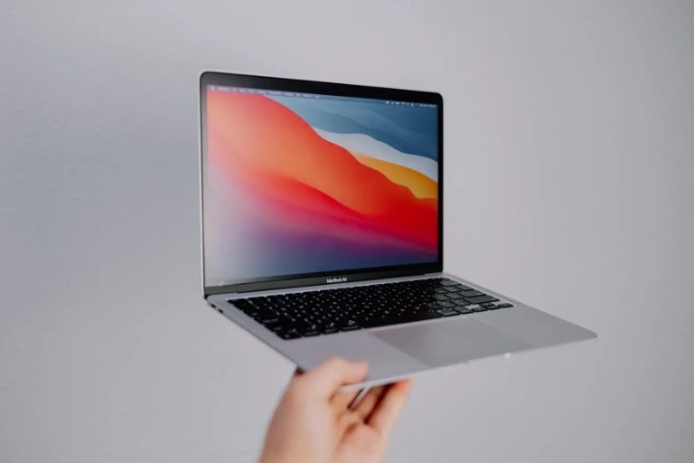 MacBook Air 15 inch sẽ ra mắt trong năm 2023