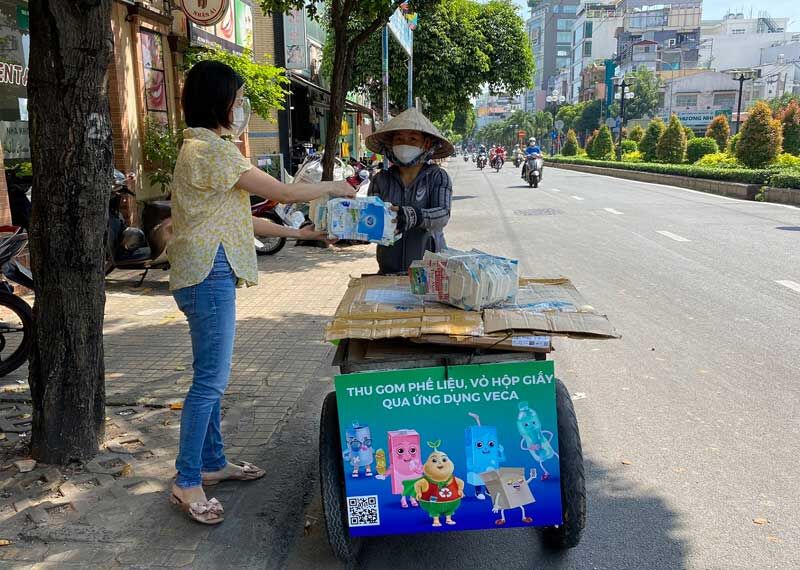 Tetra Pak thu gom vỏ hộp giấy qua ứng dụng VECA