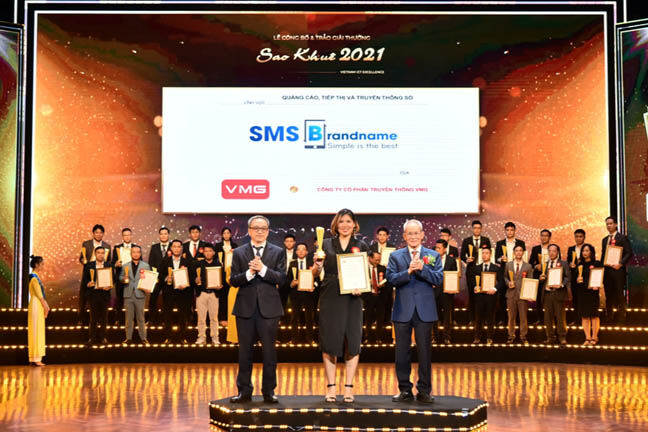 Giải pháp SMS Brandname của VMG giành Giải thưởng Sao Khuê ngay năm đầu tiên tham dự