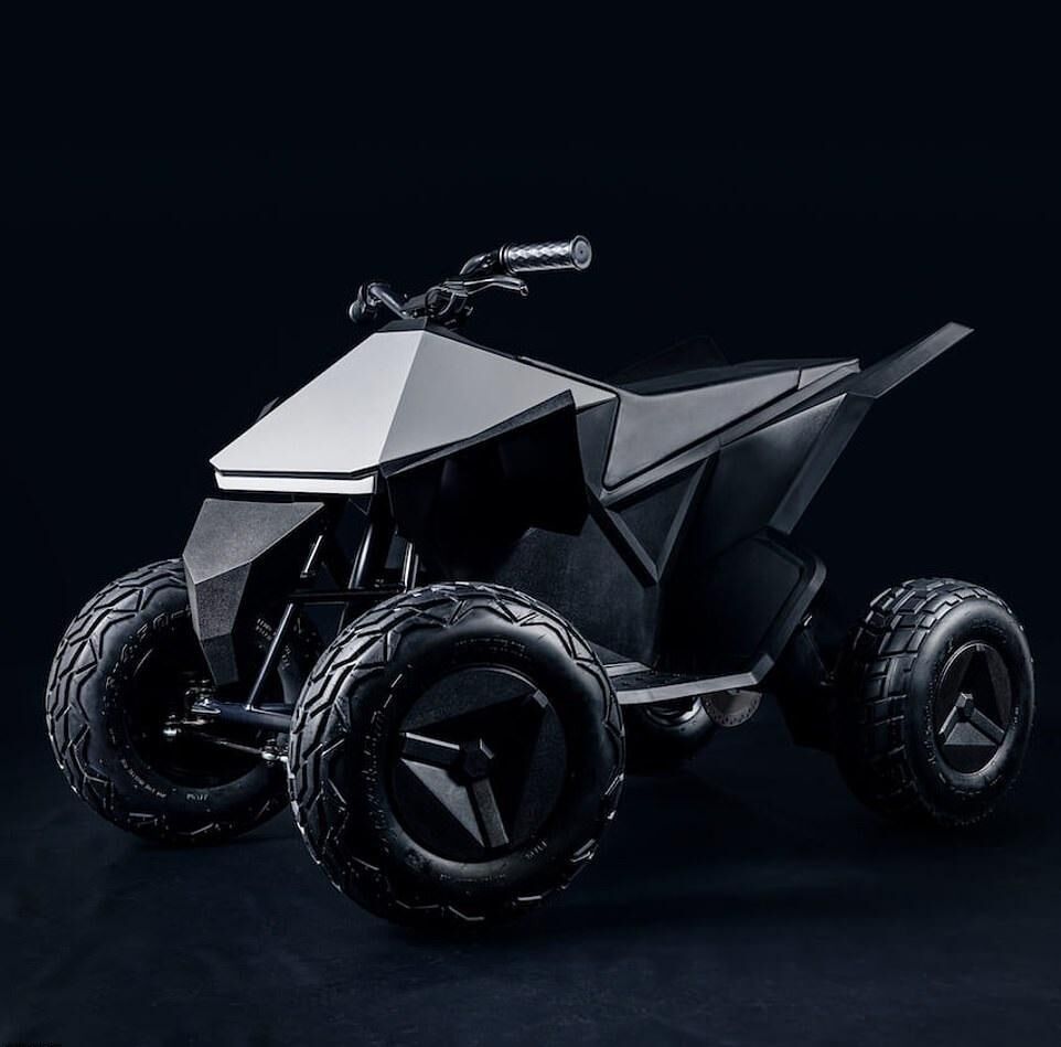 Tesla giới thiệu xe điện Cyberquad cho trẻ em - ảnh 1