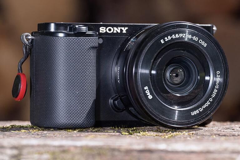 Vừa ra đời không lâu, Sony ZV-E10 đã bị ngừng sản xuất