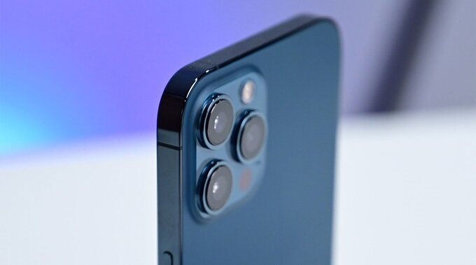 Apple có thể sẽ trang bị camera kính tiềm vọng cho iPhone 2022