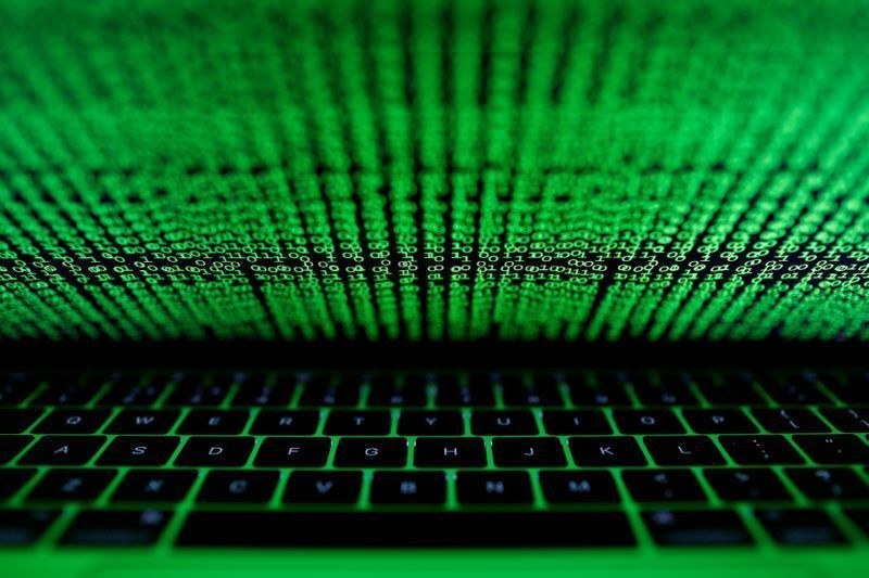 Microsoft cảnh báo hacker khai thác lỗ hổng Exchange Server