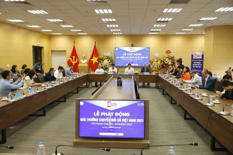 Phát động giải thưởng Chuyển đổi số Việt Nam năm 2021