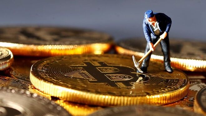Người tự nhận là Satoshi Nakamoto đang đòi lại 111.000 đồng Bitcoin