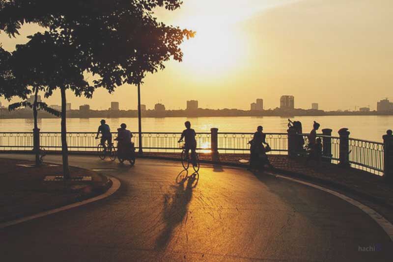 Thanh bình những vòng quay quanh 