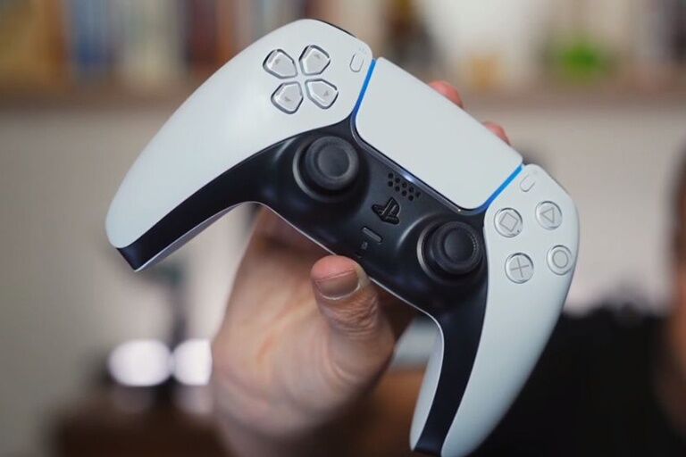 Apple bắt đầu bán bộ điều khiển PlayStation DualSense
