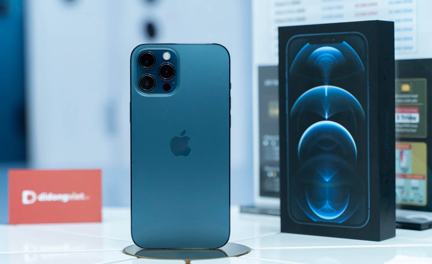 iPhone 12 Pro 128 GB giảm giá bán 4,6 triệu đồng