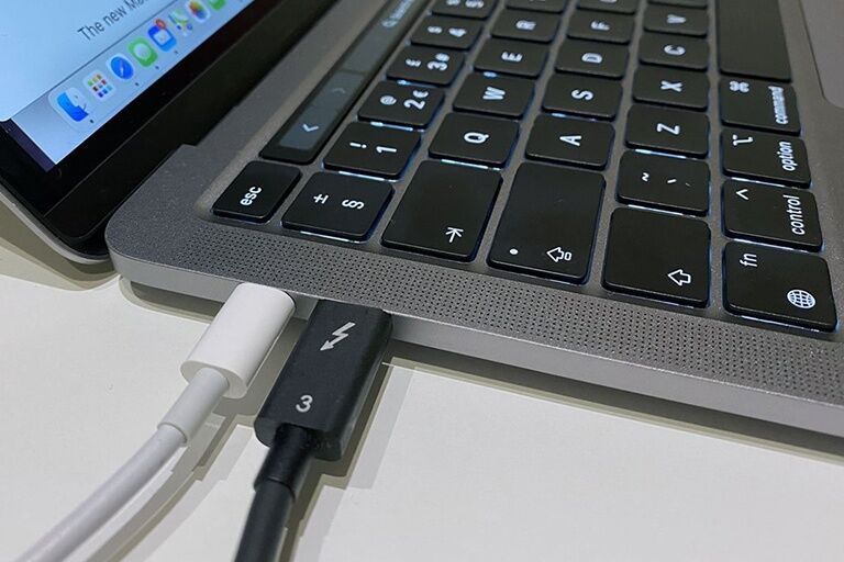 Chuẩn USB-C mới tăng khả năng cung cấp điện lên 240W
