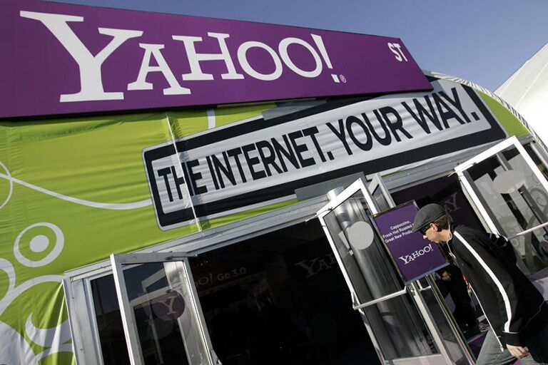 Verizon đã bán AOL và Yahoo với giá 5 tỉ USD