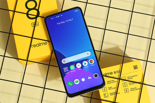 Realme 8 Pro có thêm màu mới tại Việt Nam, giá không đổi