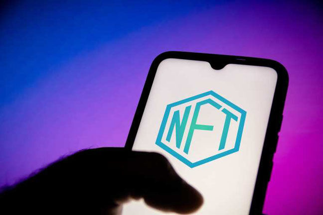 Coinbase cảnh báo về bong bóng NFT