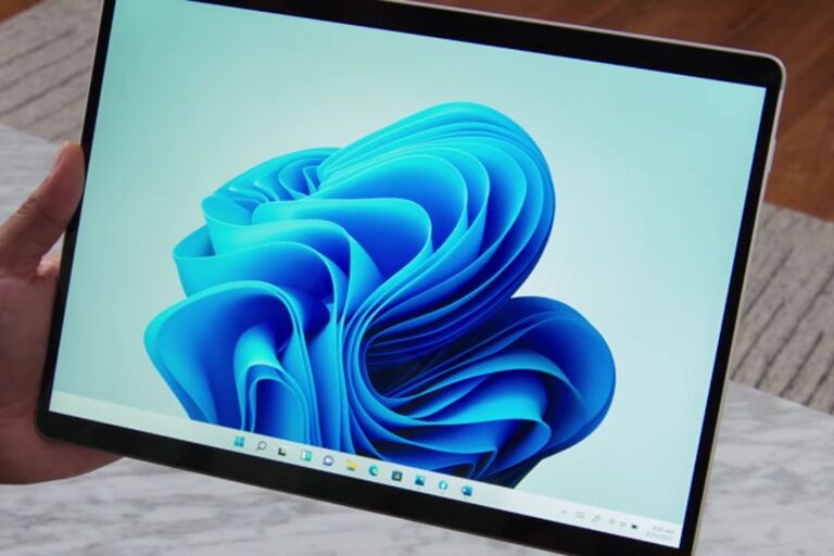Nhiều cải tiến Windows 11 được thể hiện trên Surface Pro X