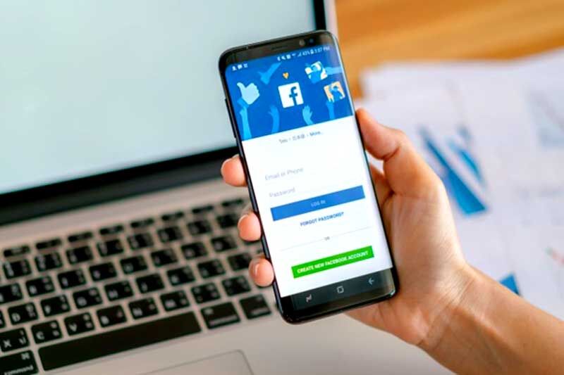 Quảng cáo ẩn trên Facebook 