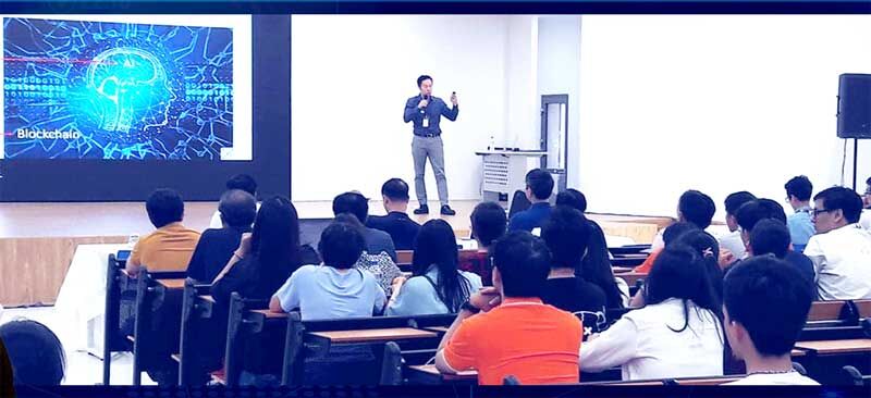 Cơ hội học Blockchain với Giáo sư Đại học Massachusetts