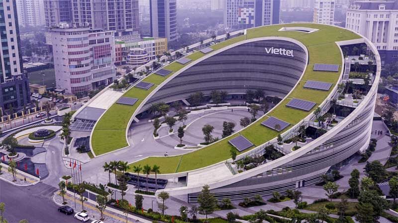Nửa đầu năm 2021, Viettel đạt doanh thu 128,6 nghìn tỷ