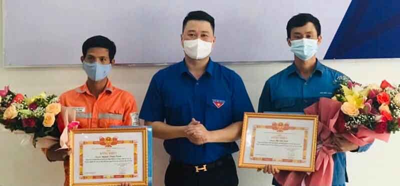 Tỉnh đoàn Lào cai khen thưởng