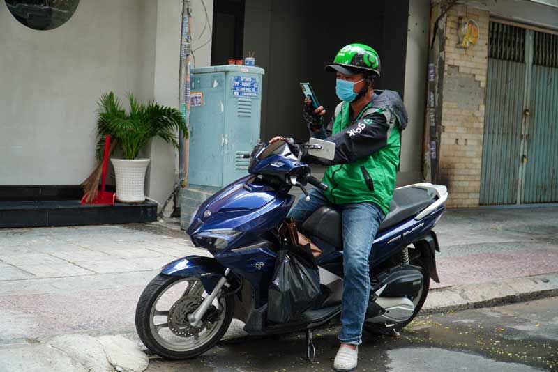 Gojek hỗ trợ 4,15 tỷ đồng bằng tiền mặt cho các đối tác tài xế