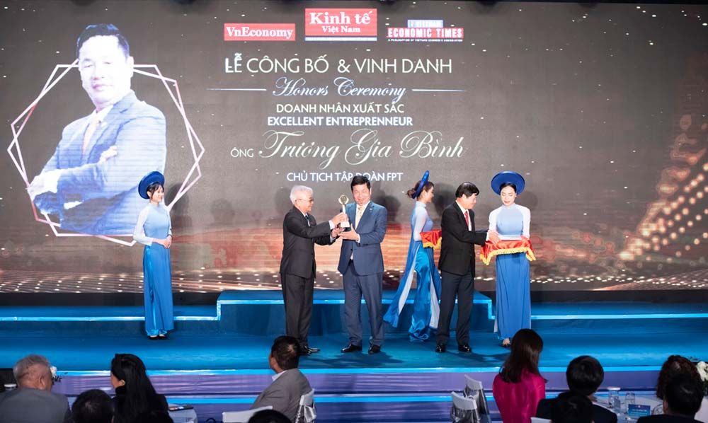 Ông Trương Gia Bình nhận 