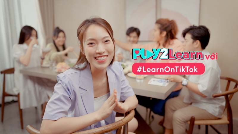 Khánh Vy đồng hành cùng chiến dịch Play2Learn