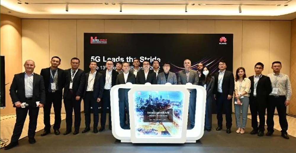 Huawei ra mắt giải pháp RuralLink để triển khai và kết nối các trạm phát sóng xanh