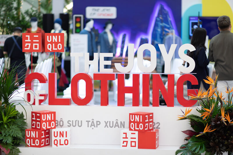 UNIQLO ra mắt Bộ sưu tập LifeWear Xuân/Hè 2022