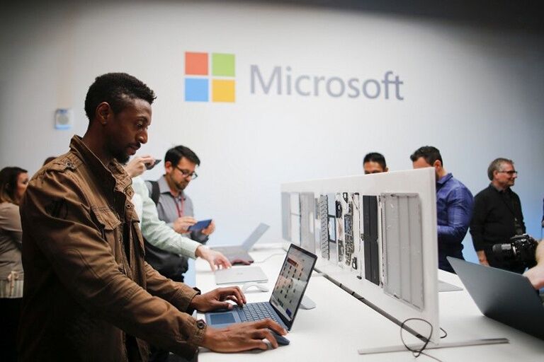 Windows 11 giúp thúc đẩy doanh số laptop Windows