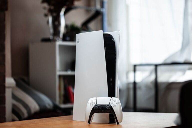 Sony lại hạ dự báo doanh số PlayStation 5 do thiếu chip