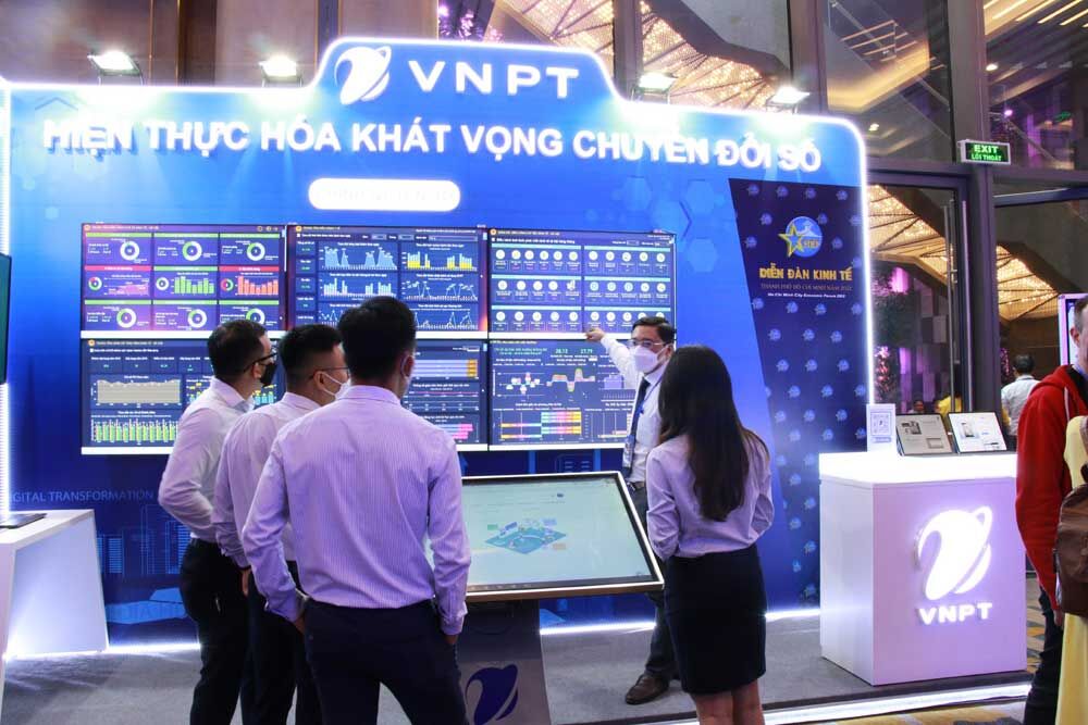 VNPT trình diễn hệ sinh thái chuyển đổi số tại Diễn đàn Kinh tế TP.HCM 2022
