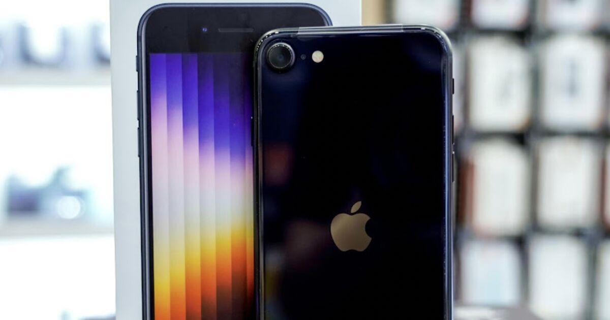 iPhone SE 2022 mở bán tại Việt Nam, giá từ 11,99 triệu đồng