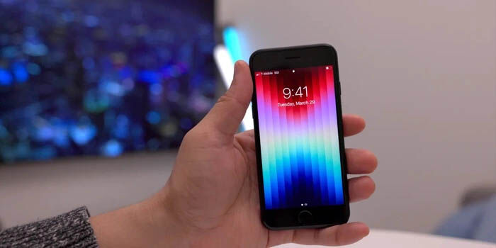Doanh số iPhone SE 2022 tiếp tục gây thất vọng