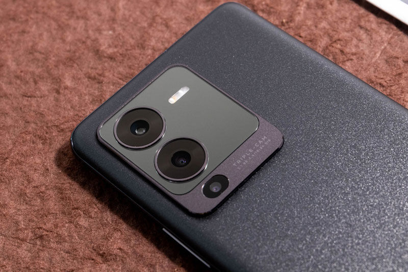 can-canh-vivo-S15-Pro-5G-8.jpg