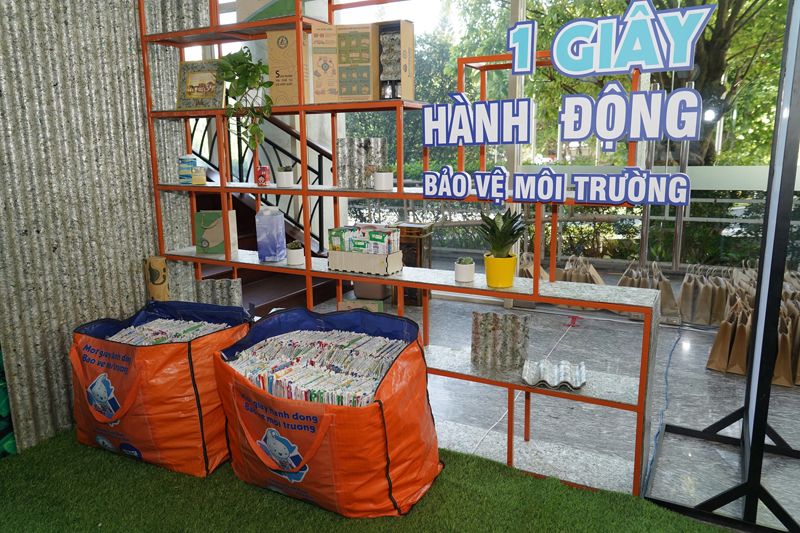 Tetra Pak thử nghiệm lớp bảo vệ thực phẩm làm từ sợi, nâng cao năng lực tái chế bao bì