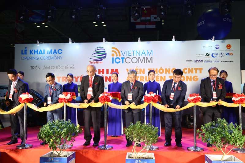 ICTCOMM 2022: Không gian trải nghiệm của Taiwan Excellence hút khách ngay ngày đầu tiên