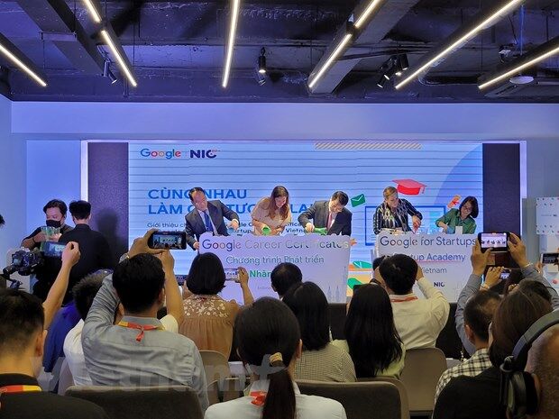 Google hỗ trợ thúc đẩy chuyển đổi số tại Việt Nam