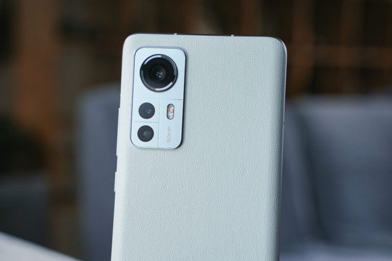 Xiaomi-12-5G-giam-gia-5.jpg