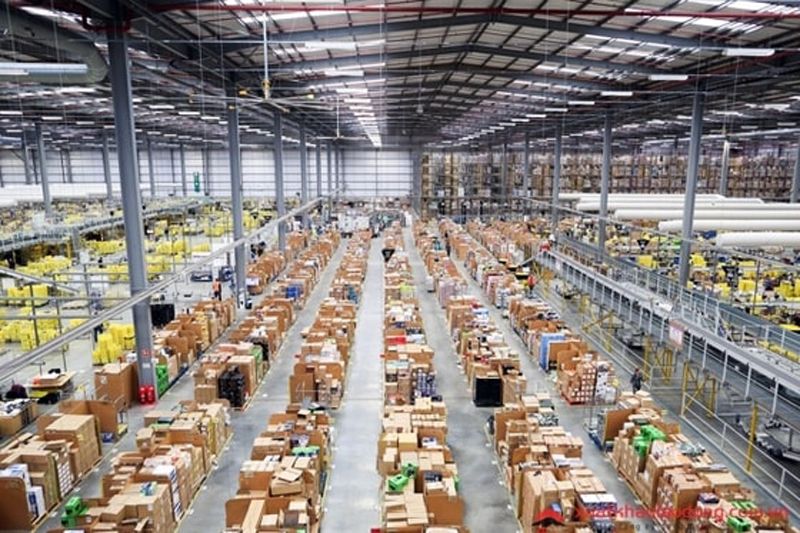 “Nước lên, thuyền lên” trong thị trường chuyển phát nhanh