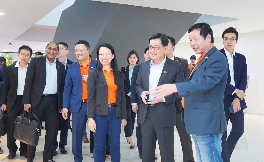 Phó Thủ tướng Singapore thăm campus FPT Software