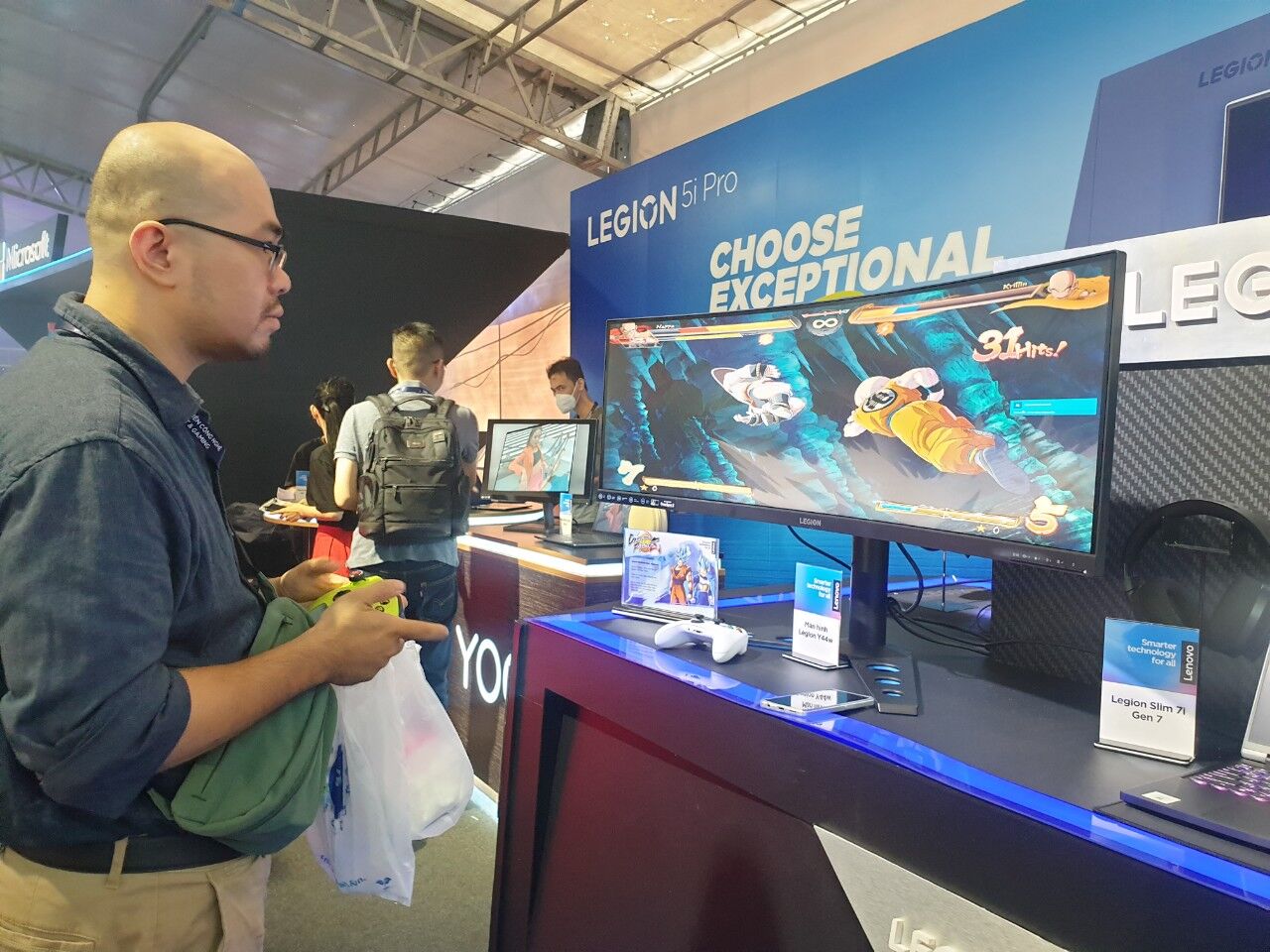 Triển lãm IT và gaming INTEL TECH CAMP: Nhiều hoạt động thú vị, đông người tham gia 5 Triển lãm IT và gaming INTEL TECH CAMP: Nhiều hoạt động thú vị, đông người tham gia - z3751408410574 ca61a242d6cf42ee17c245e5a9000805 1