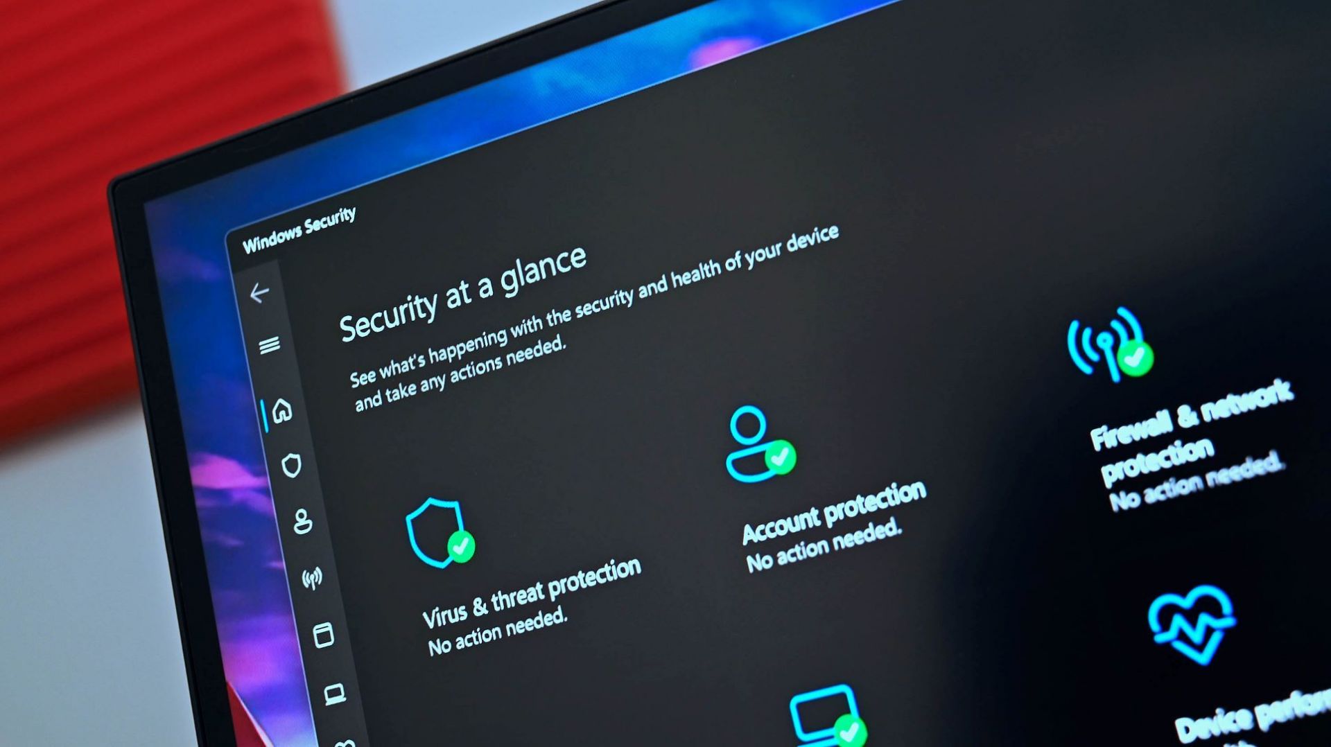 Bản vá lỗi mới của Microsoft khiến Defender báo động giả