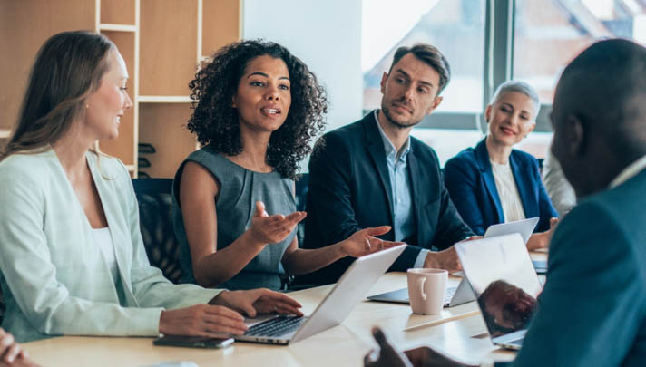 Chuyên gia Tek Experts tại dự án thuê ngoài
