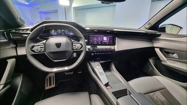 Peugeot 408 2024