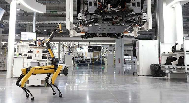 Hyundai bắt đầu sử dụng đại trà robot vào hoạt động sản xuất ô tô