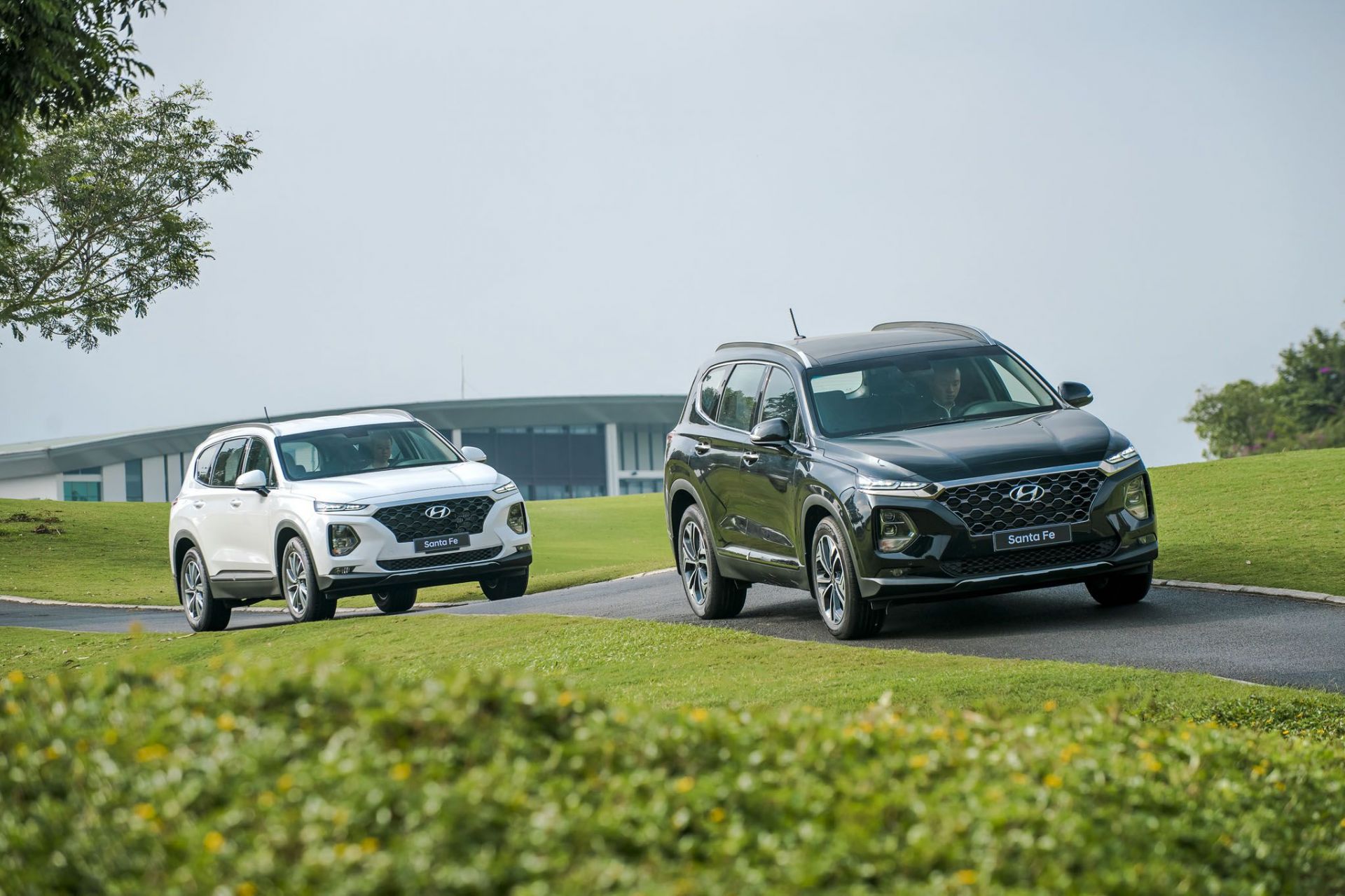 triệu hồi Hyundain Santa Fe