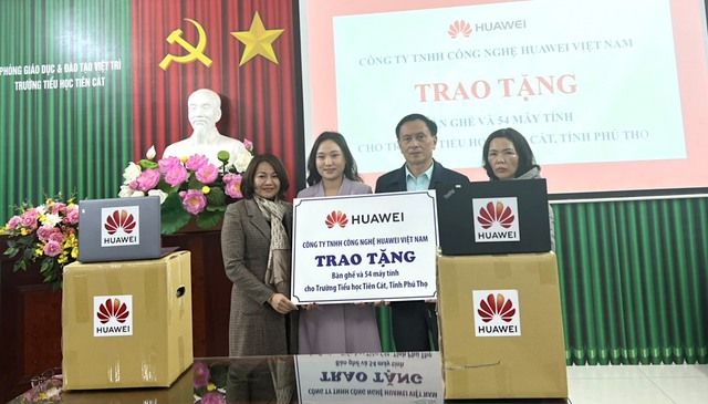 Huawei Việt Nam đưa công nghệ trong giáo dục đến vùng cao